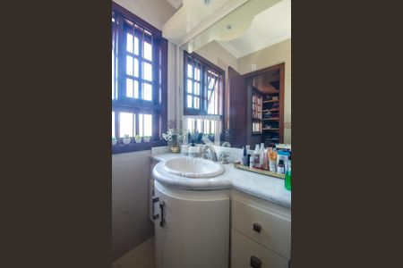 Casa à venda com 363m², 5 quartos e 2 vagasBanheiro da Suite