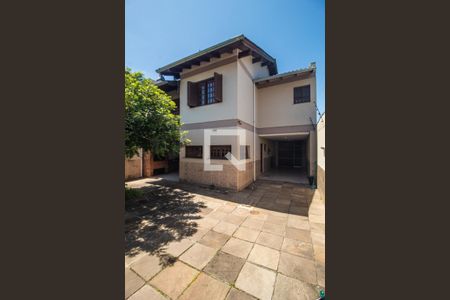 Casa à venda com 363m², 5 quartos e 2 vagasQuintal