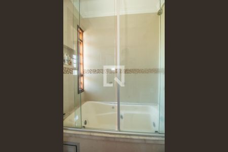 Casa à venda com 363m², 5 quartos e 2 vagasBanheiro da Suite