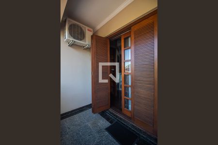 Casa à venda com 363m², 5 quartos e 2 vagasVaranda