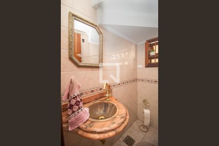 Casa à venda com 363m², 5 quartos e 2 vagasLavabo