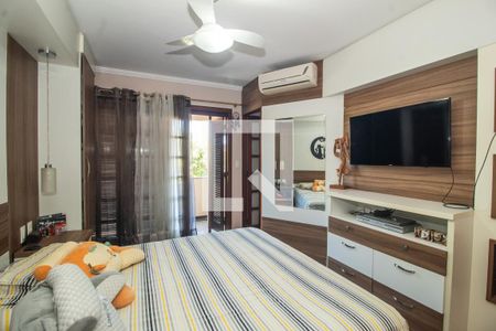 Casa à venda com 363m², 5 quartos e 2 vagasSuite