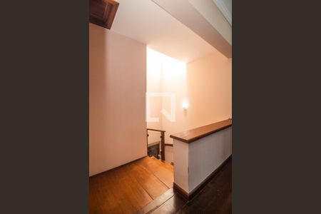 Casa à venda com 363m², 5 quartos e 2 vagasCorredor