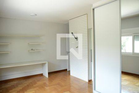 Casa de condomínio para alugar com 582m², 4 quartos e 4 vagasSuíte 2 
