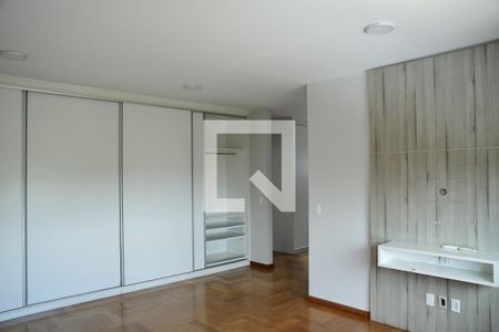 Casa de condomínio para alugar com 582m², 4 quartos e 4 vagasSuíte 4 