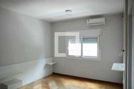 Casa de condomínio para alugar com 582m², 4 quartos e 4 vagasSuíte 3 