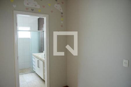 Casa de condomínio para alugar com 582m², 4 quartos e 4 vagasSuíte 1 