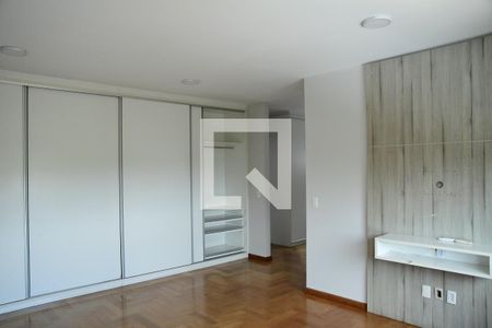 Casa de condomínio para alugar com 582m², 4 quartos e 4 vagasSuíte 4 