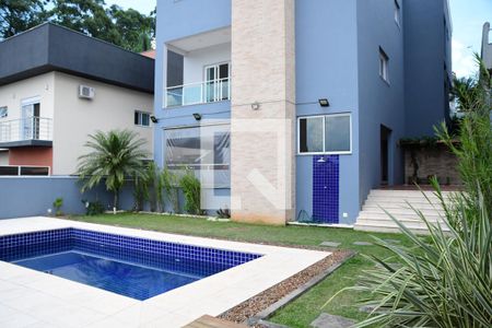 Casa de condomínio para alugar com 582m², 4 quartos e 4 vagasFundos