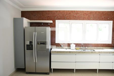 Casa de condomínio para alugar com 582m², 4 quartos e 4 vagasCozinha