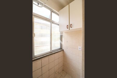 Apartamento à venda com 70m², 2 quartos e 1 vaga Apartamento à venda com 70m², 2 quartos e 1 vagaÁrea de Serviço