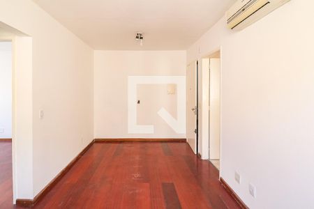 Sala de apartamento à venda com 2 quartos, 70m² em Teresópolis, Porto Alegre