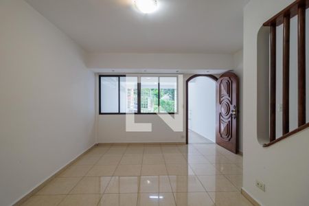 Sala de casa de condomínio à venda com 3 quartos, 110m² em Vila Suzana, São Paulo