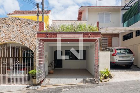 Casa de condomínio à venda com 110m², 3 quartos e 1 vagaFachada