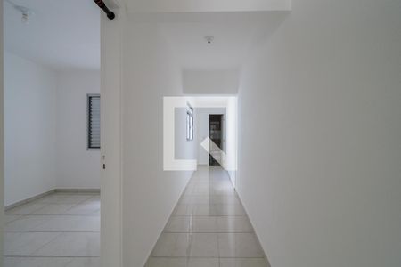 Corredor de casa de condomínio à venda com 3 quartos, 110m² em Vila Suzana, São Paulo