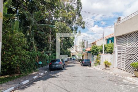 Casa de condomínio à venda com 110m², 3 quartos e 1 vagaÁrea comum