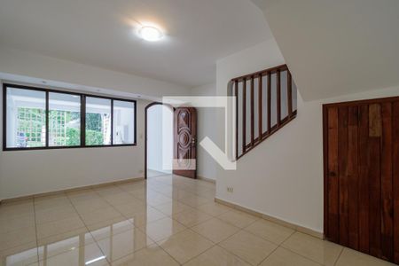 Sala de casa de condomínio à venda com 3 quartos, 110m² em Vila Suzana, São Paulo