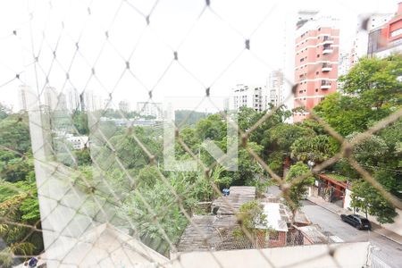 Varanda vista de apartamento para alugar com 2 quartos, 56m² em Vila Andrade, São Paulo