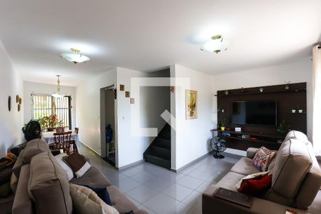 Sala  de casa à venda com 3 quartos, 100m² em Jardim Monte Kemel, São Paulo