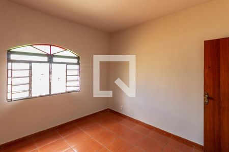 Casa à venda com 340m², 7 quartos e 3 vagas Casa à venda com 340m², 7 quartos e 3 vagasQuarto Suíte