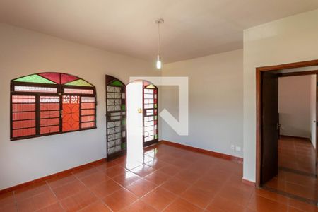 Sala de casa para alugar com 4 quartos, 340m² em Maria Virgínia, Belo Horizonte