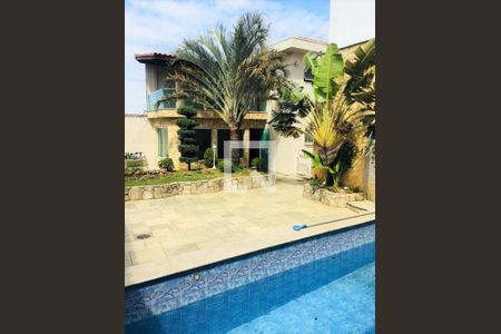 Casa à venda com 3 quartos, 440m² em Vila Carrao, São Paulo