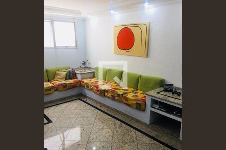 Casa à venda com 3 quartos, 440m² em Vila Carrao, São Paulo