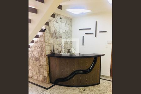 Casa à venda com 3 quartos, 440m² em Vila Carrao, São Paulo