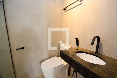 Apartamento para alugar com 90m², 2 quartos e 1 vaga Apartamento para alugar com 90m², 2 quartos e 1 vagaBanheiro/suite