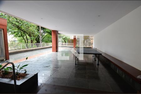 Apartamento para alugar com 90m², 2 quartos e 1 vaga Apartamento para alugar com 90m², 2 quartos e 1 vagaHall de entrada