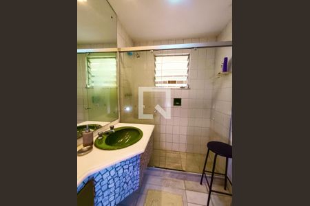 Apartamento à venda com 156m², 3 quartos e 1 vaga Apartamento à venda com 156m², 3 quartos e 1 vagaSuíte banheiro