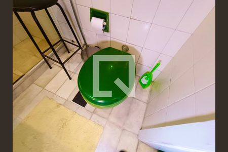 Apartamento à venda com 156m², 3 quartos e 1 vaga Apartamento à venda com 156m², 3 quartos e 1 vagaSuíte banheiro