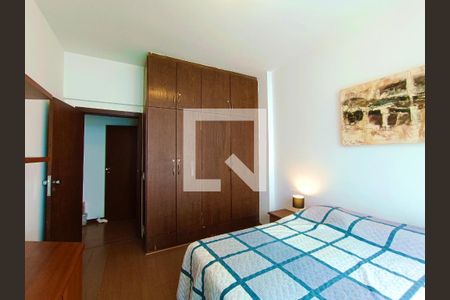 Apartamento à venda com 156m², 3 quartos e 1 vaga Apartamento à venda com 156m², 3 quartos e 1 vagaQuarto 1