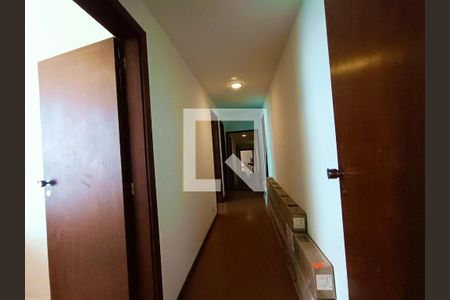 Apartamento à venda com 156m², 3 quartos e 1 vaga Apartamento à venda com 156m², 3 quartos e 1 vagaCorredor