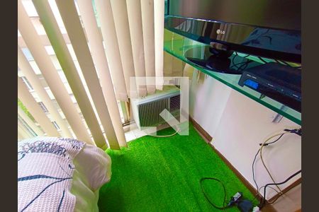 Apartamento à venda com 156m², 3 quartos e 1 vaga Apartamento à venda com 156m², 3 quartos e 1 vagaSuíte