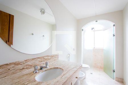 Apartamento à venda com 400m², 3 quartos e 3 vagas Apartamento à venda com 400m², 3 quartos e 3 vagasBanheiro social 2