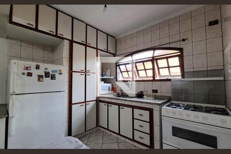 Casa à venda com 350m², 4 quartos e 2 vagasCozinha - Casa 3