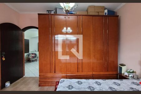 Casa à venda com 350m², 4 quartos e 2 vagasQuarto - Casa 3