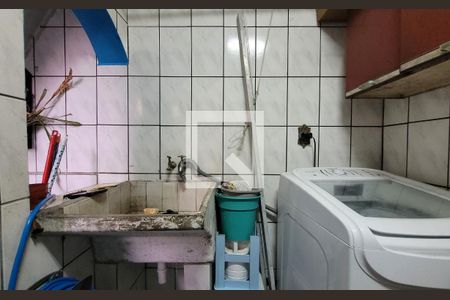 Casa à venda com 350m², 4 quartos e 2 vagasLavanderia