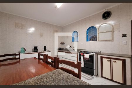 Casa à venda com 350m², 4 quartos e 2 vagasCozinha