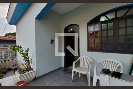 Casa à venda com 350m², 4 quartos e 2 vagasVaranda - Casa 3