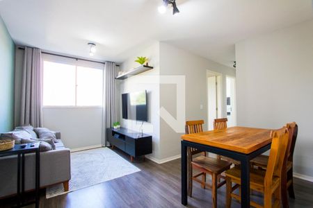 Sala de apartamento à venda com 2 quartos, 50m² em Vila Homero Thon, Santo André