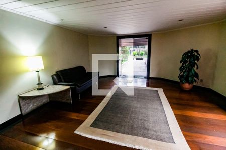 Apartamento para alugar com 150m², 3 quartos e 3 vagas Apartamento para alugar com 150m², 3 quartos e 3 vagasÁrea comum - Hall de entrada