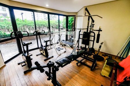 Apartamento para alugar com 150m², 3 quartos e 3 vagas Apartamento para alugar com 150m², 3 quartos e 3 vagasÁrea comum - Academia