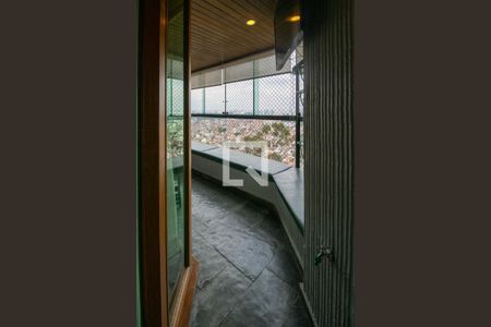 Varanda gourmet de apartamento para alugar com 3 quartos, 150m² em Vila Suzana, São Paulo