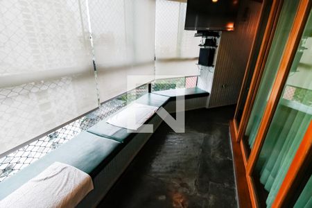 Varanda gourmet de apartamento à venda com 3 quartos, 150m² em Vila Suzana, São Paulo