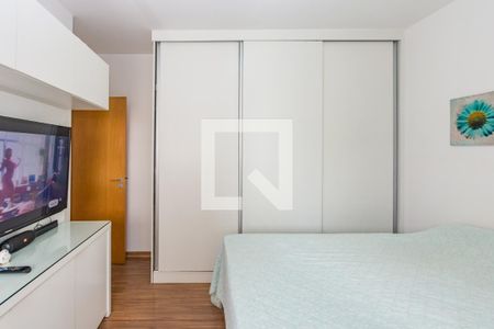 Suíte de apartamento à venda com 2 quartos, 64m² em Vila da Serra, Nova Lima