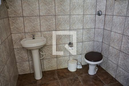 Casa à venda com 312m², 3 quartos e 4 vagasBanheiro