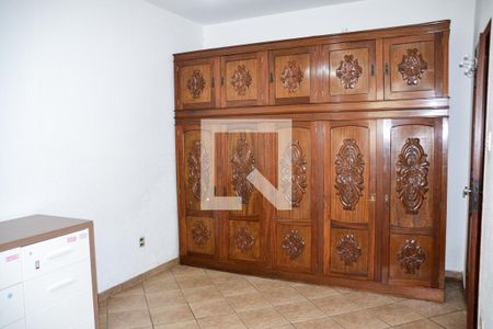 Casa à venda com 312m², 3 quartos e 4 vagasquarto