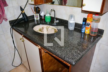 Casa à venda com 312m², 3 quartos e 4 vagasBanheiro